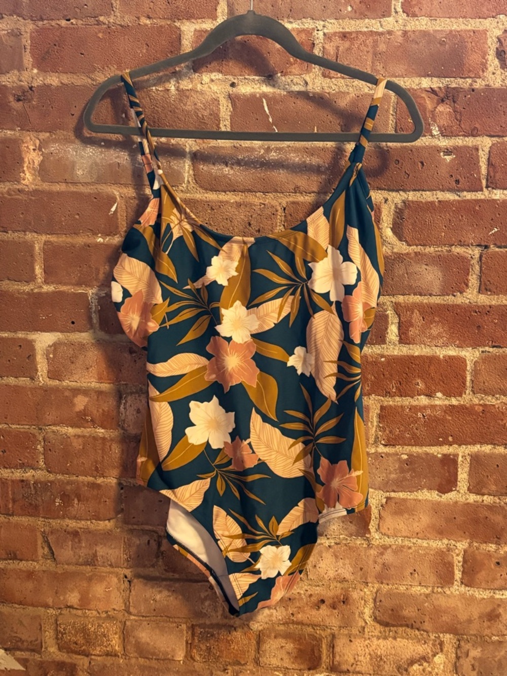 ☀️4 for $25☀️ Kona Sol Tropical Floral One-Piece Swimsuit